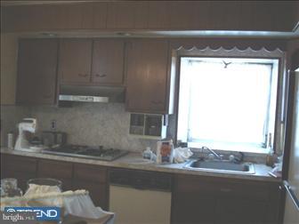 1216 Marlyn Road Philadelphia, PA 19151 - Photo 2 of 5 Gallery Image 2