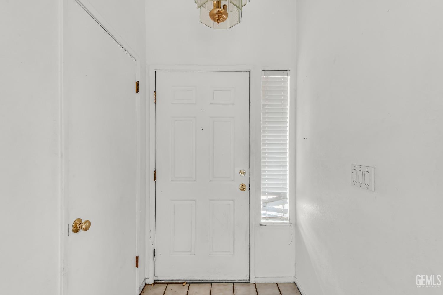 Undisclosed Address Bakersfield, CA 93313 - Photo 5 of 34 a view of an entryway