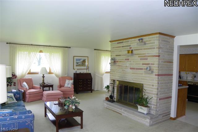 2434 Woodview Road Uniontown, OH 44685 - Photo 14 of 23 Another view of great room