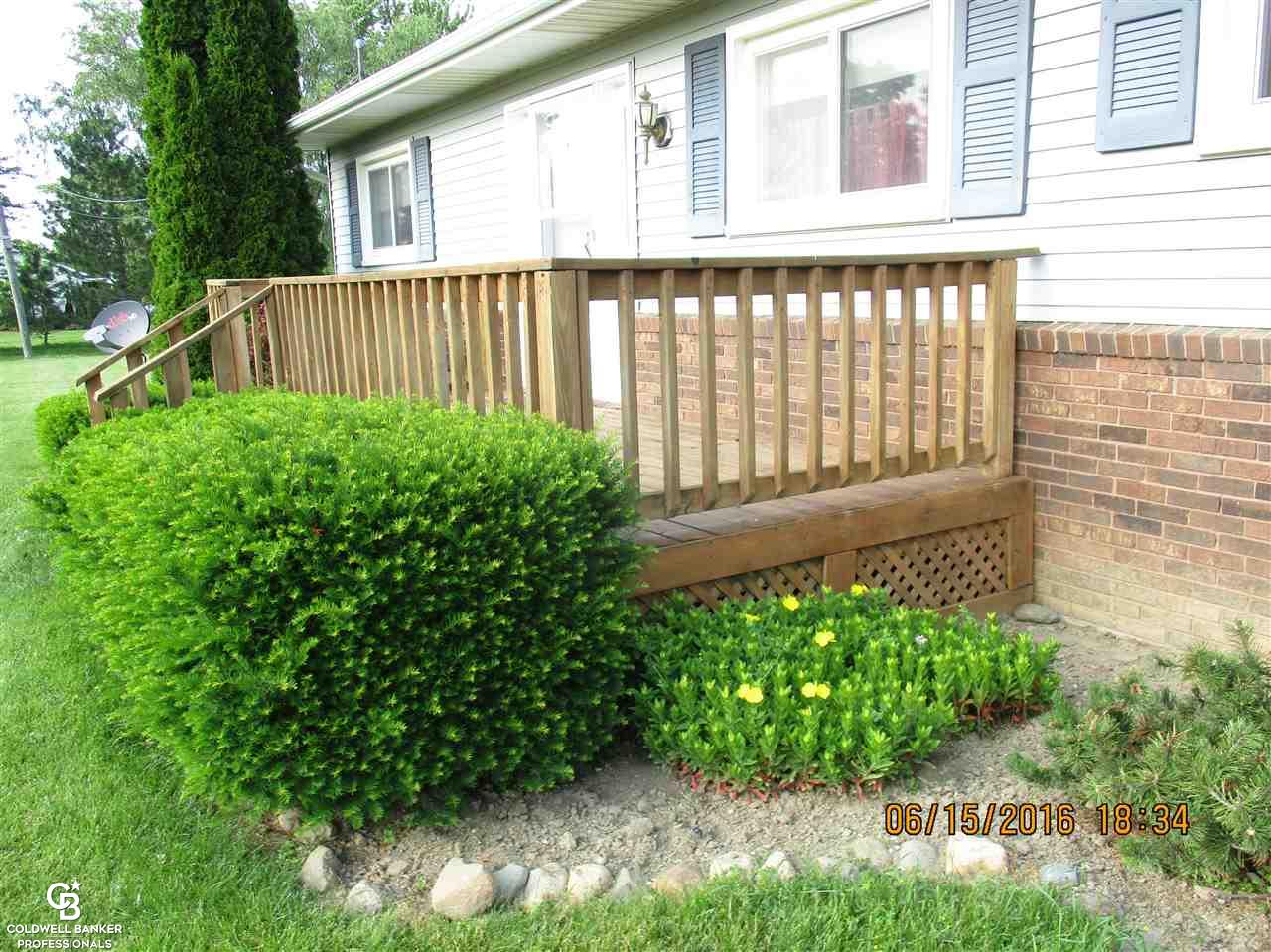 956 Braidwood Road Memphis, MI 48041 - Photo 14 of 24 31294227-13.JPG