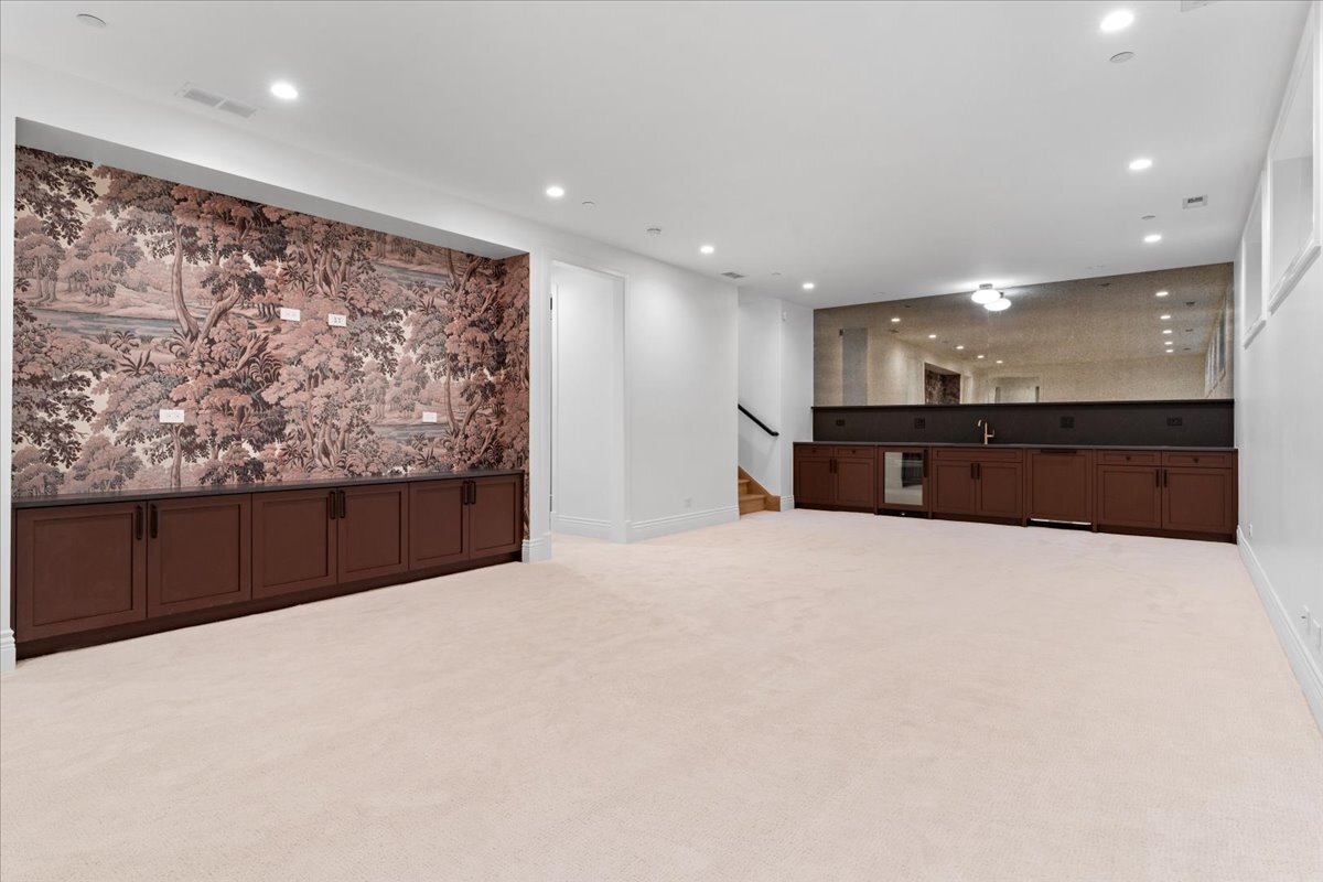 2119 North Seminary Avenue Chicago, IL 60614 - Photo 26 of 29