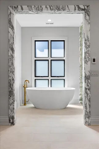 $4,400,000 | 2119 North Seminary Avenue, Chicago, IL 60614