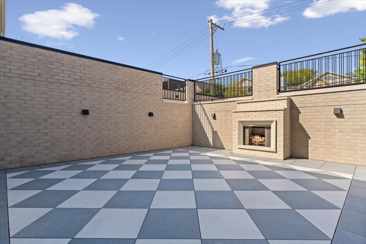 2119 North Seminary Avenue Chicago, IL 60614 - Photo 7 of 29