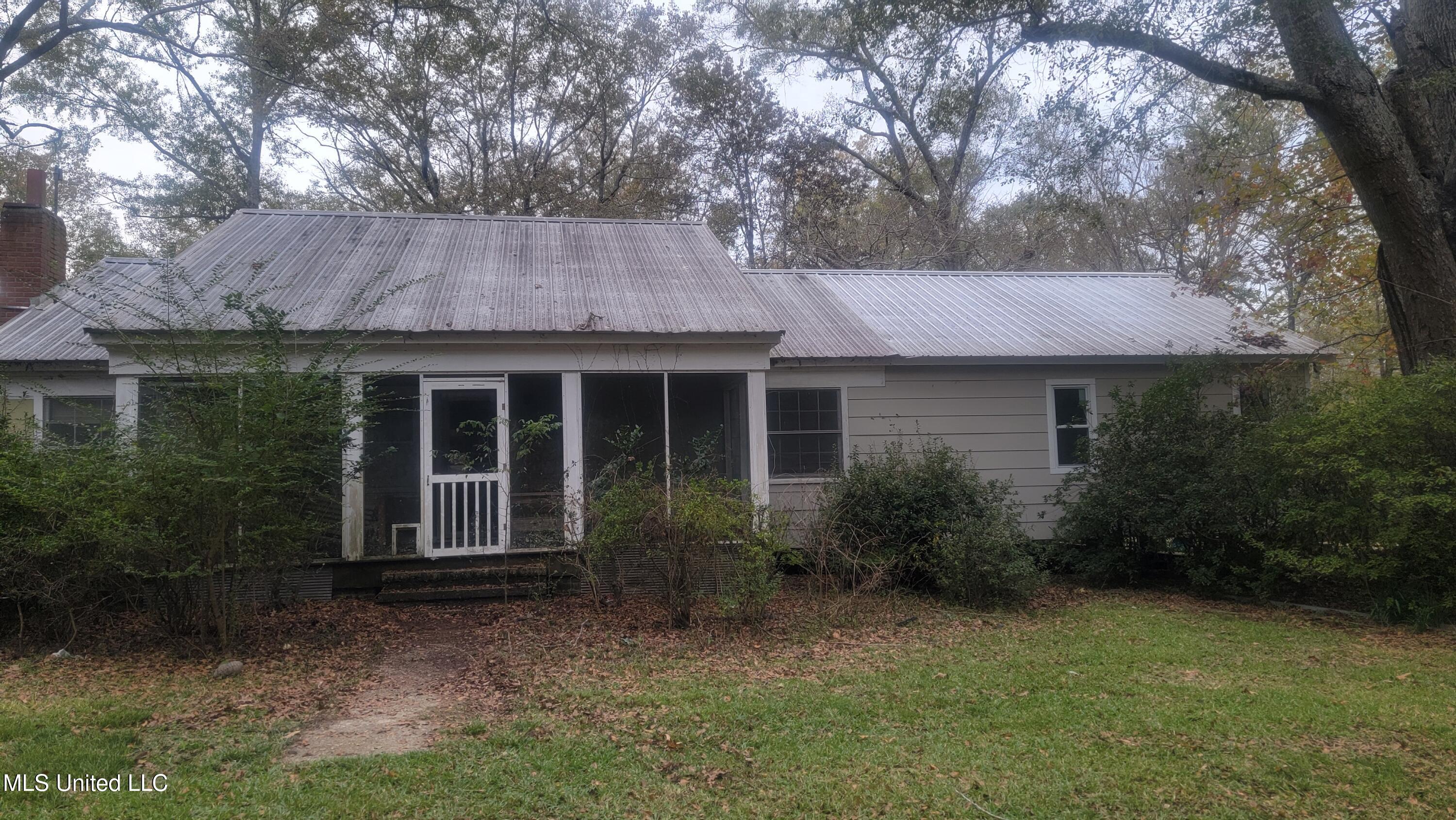 2945 Tom Cain Road Utica, MS 39175 - Photo 3 of 42 20241207_154917