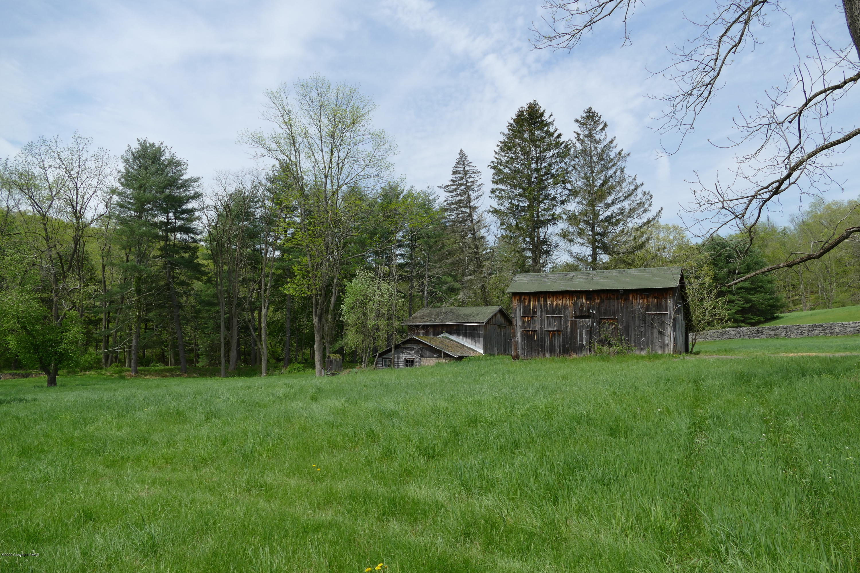 152 Markle Road Hawley, PA 18428 - Photo 7 of 17 Barns