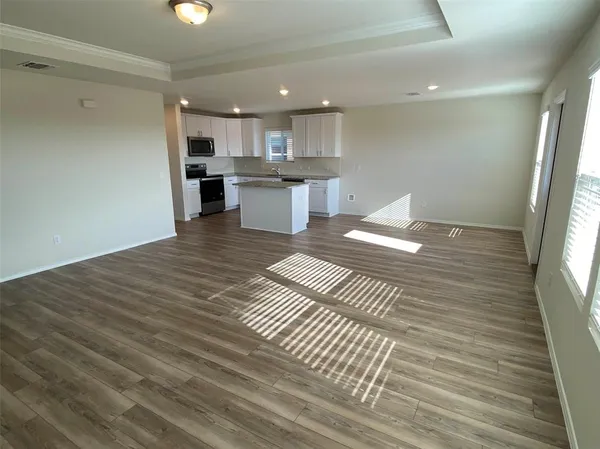 $1,995 | 4533 Greenham Ln., Fort Worth, TX 76036