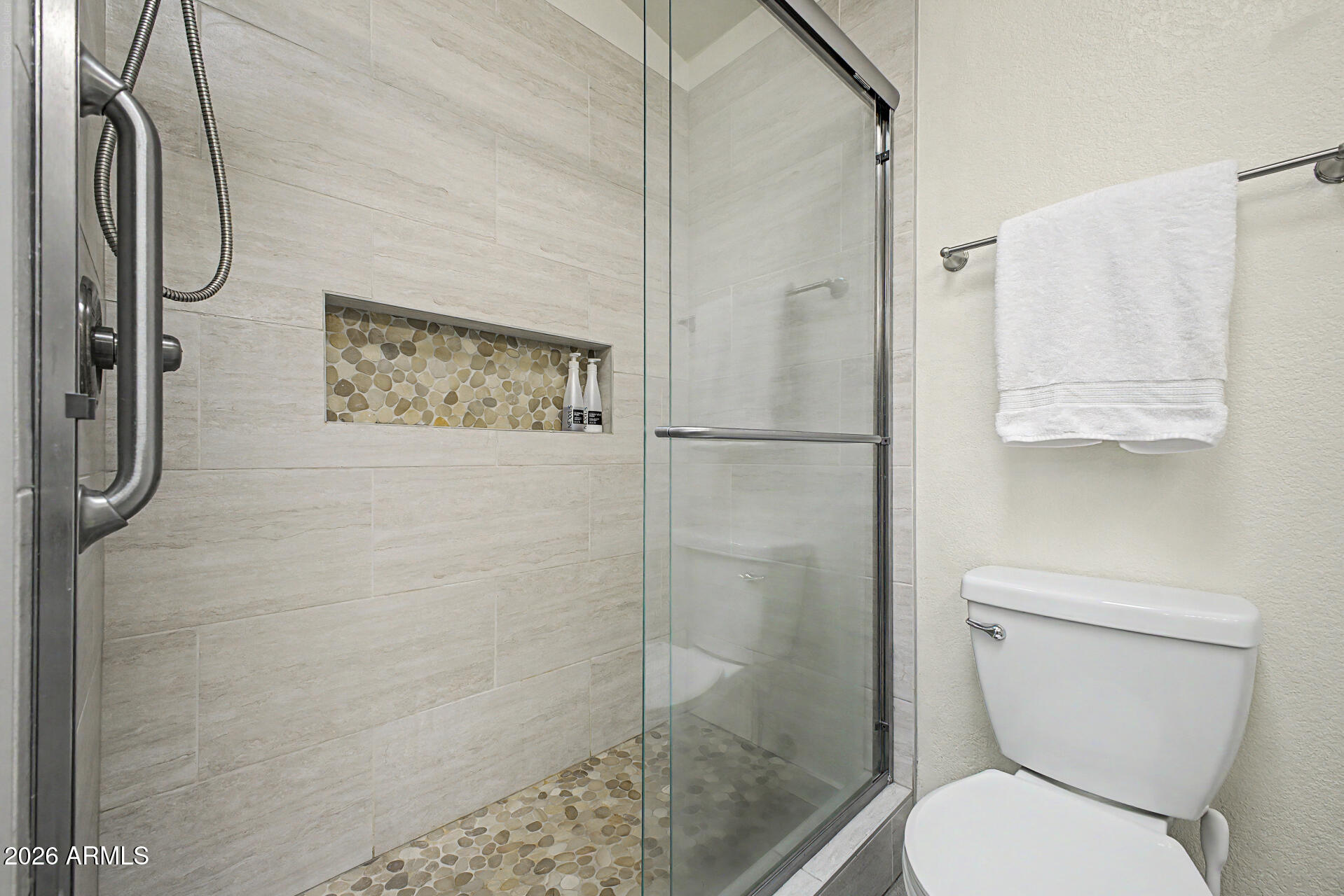 4711 East Piedmont Road Phoenix, AZ 85044 - Photo 16 of 39 21 - Piedmont