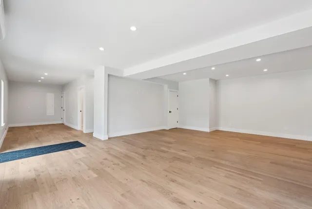 $899,000 | 43 Rose Douglas Lane, Brunswick, ME 04011