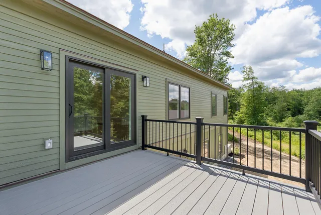 $899,000 | 43 Rose Douglas Lane, Brunswick, ME 04011