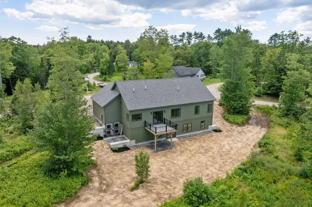$899,000 | 43 Rose Douglas Lane, Brunswick, ME 04011