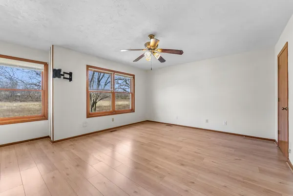 $379,900 | 3455 West Harbor Drive, Bettendorf, IA 52722