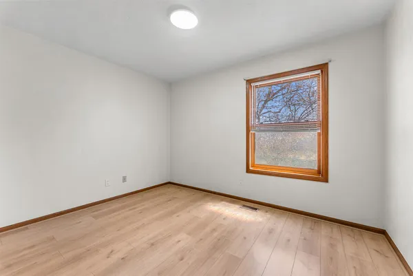 $379,900 | 3455 West Harbor Drive, Bettendorf, IA 52722