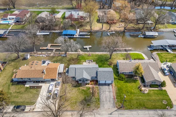 $379,900 | 3455 West Harbor Drive, Bettendorf, IA 52722