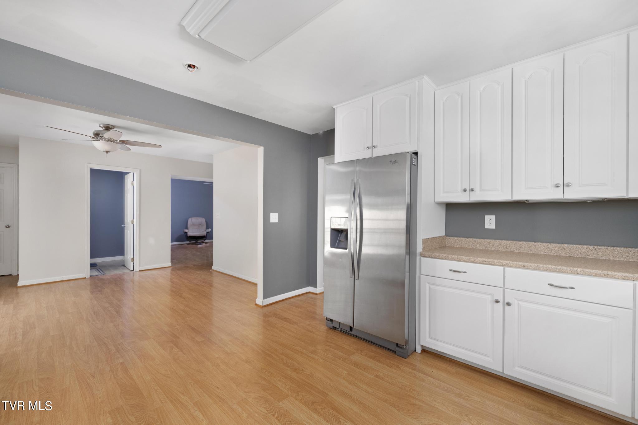 221 Judge Ben Allen Road Elizabethton, TN 37643 - Photo 18 of 44 Kitchen into breakfast area