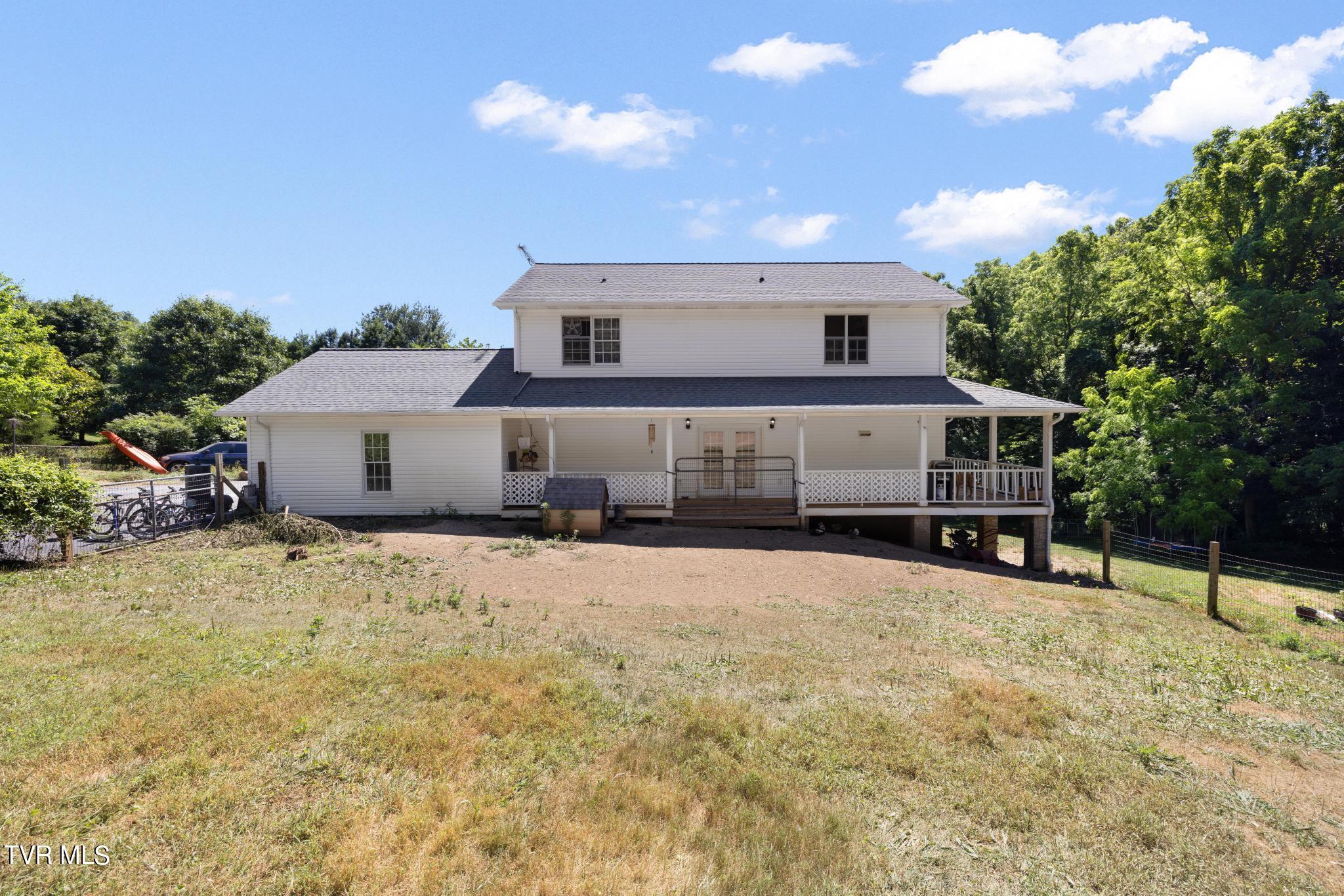 221 Judge Ben Allen Road Elizabethton, TN 37643 - Photo 35 of 44 Back view of home