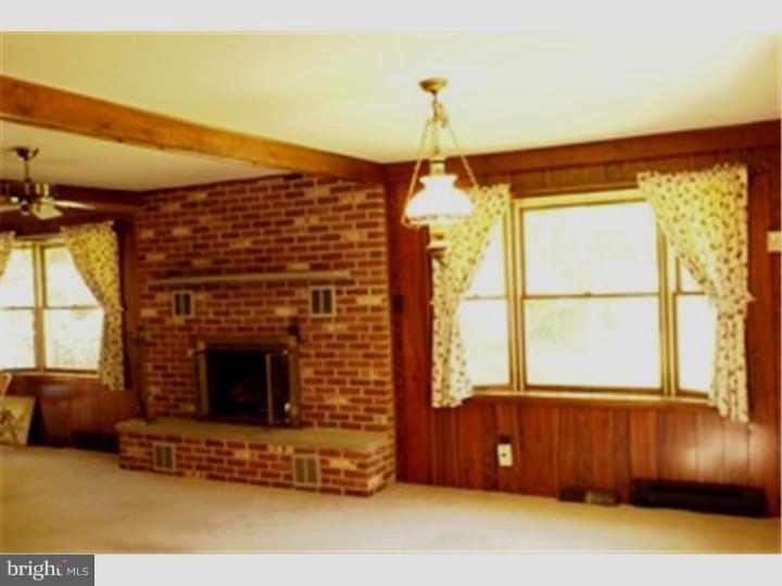 22 Spring Street Media, PA 19063 - Photo 5 of 14 Family Room
