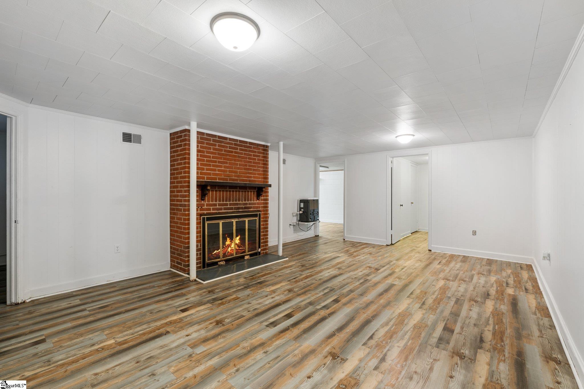 2 Rollingreen Road Greenville, SC 29615 - Photo 24 of 34 Gallery Image 24