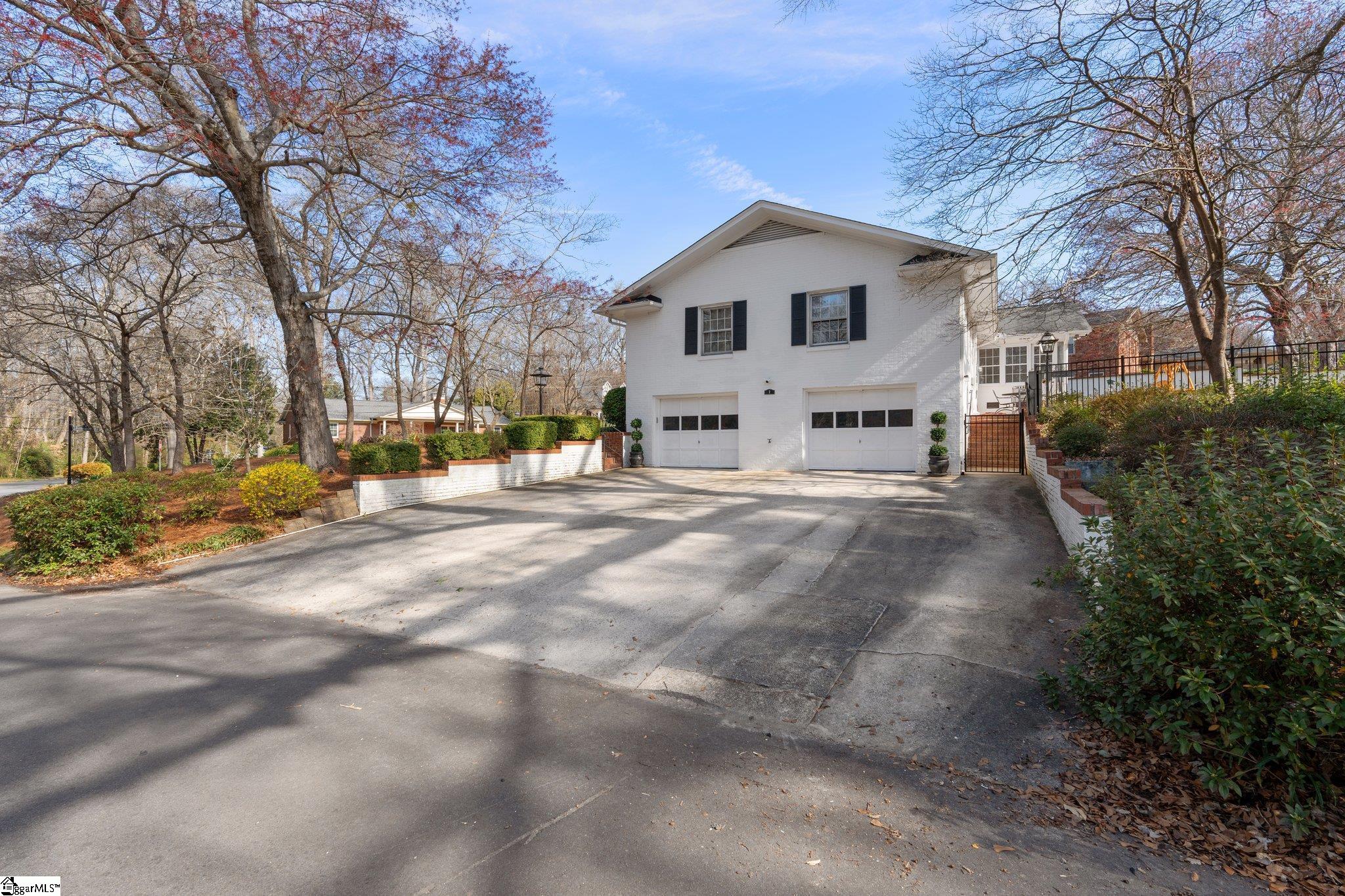 2 Rollingreen Road Greenville, SC 29615 - Photo 33 of 34 Gallery Image 33