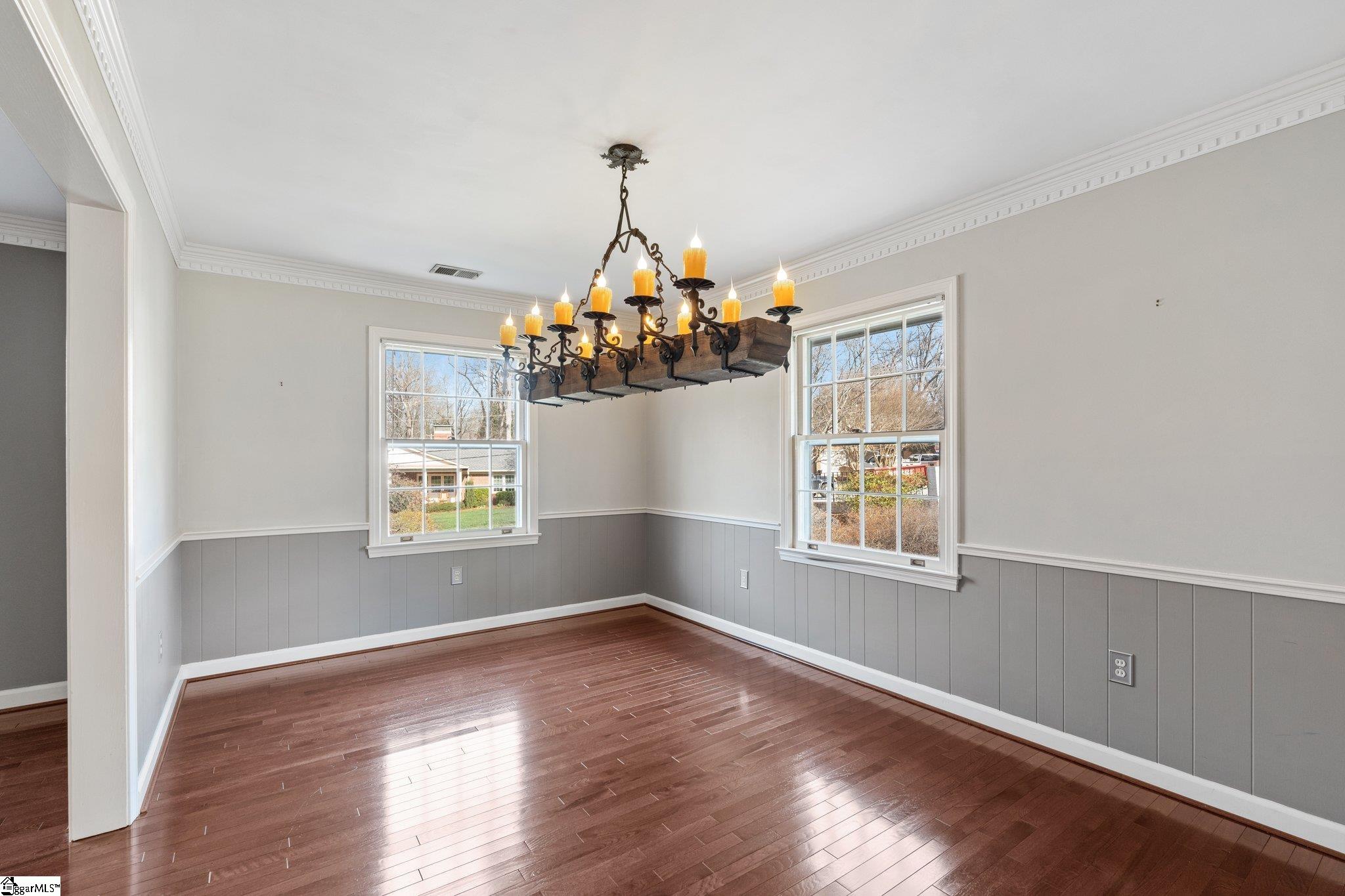 2 Rollingreen Road Greenville, SC 29615 - Photo 8 of 34 Gallery Image 8