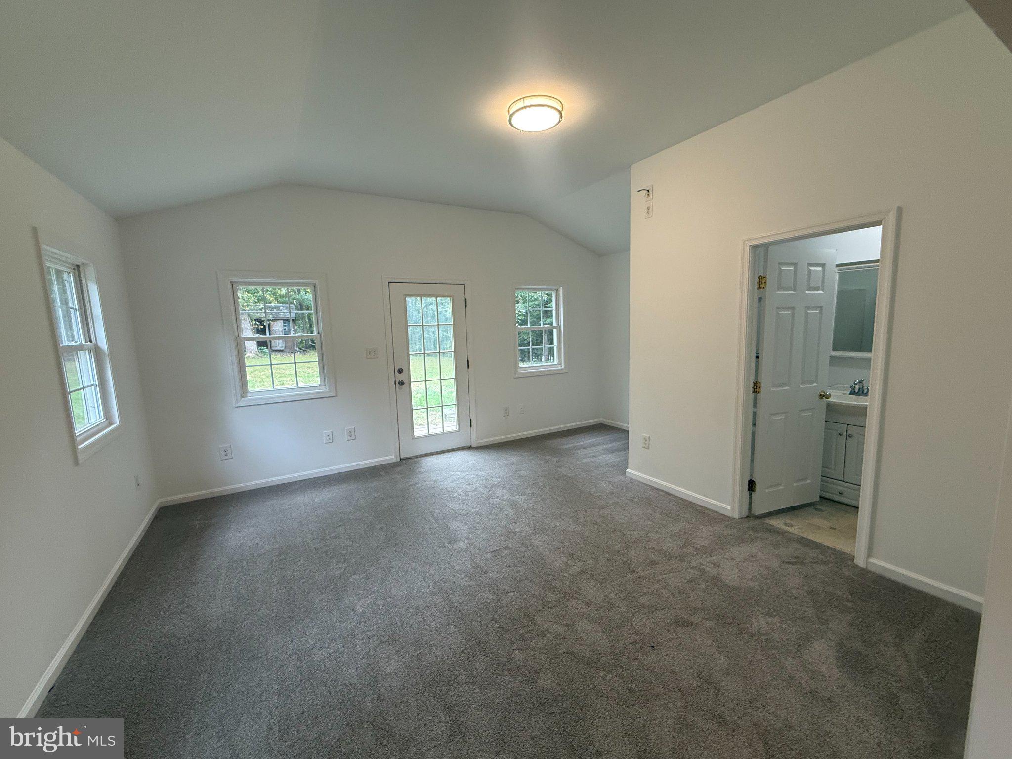 7013 Trails End Road Manassas, VA 20112 - Photo 24 of 33 Gallery Image 24