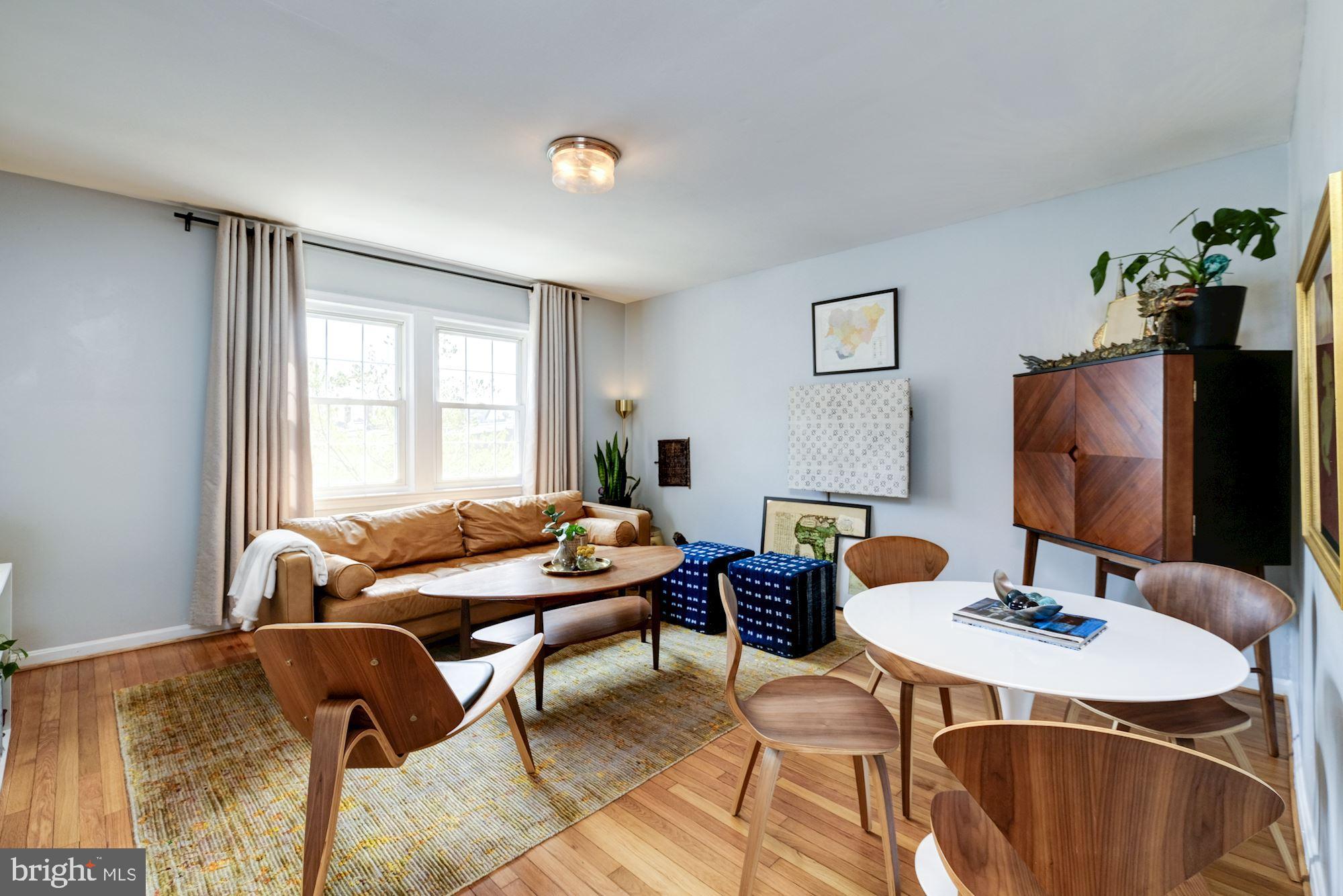 945 Randolph Street Northwest, Unit C Washington, DC 20011 - Photo 2 of 10 Spacious Living Room