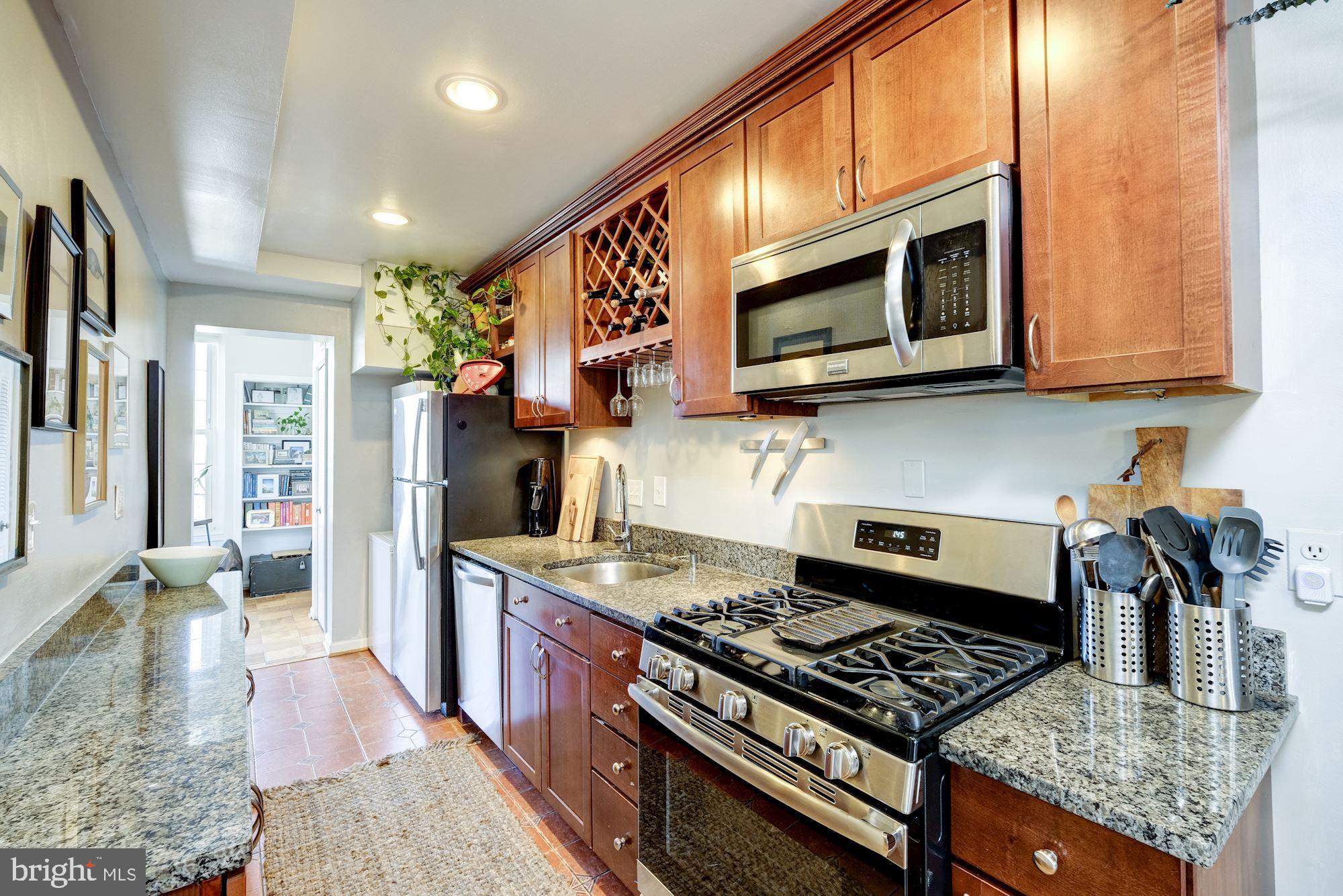 945 Randolph Street Northwest, Unit C Washington, DC 20011 - Photo 5 of 10 Gourmet Kitchen