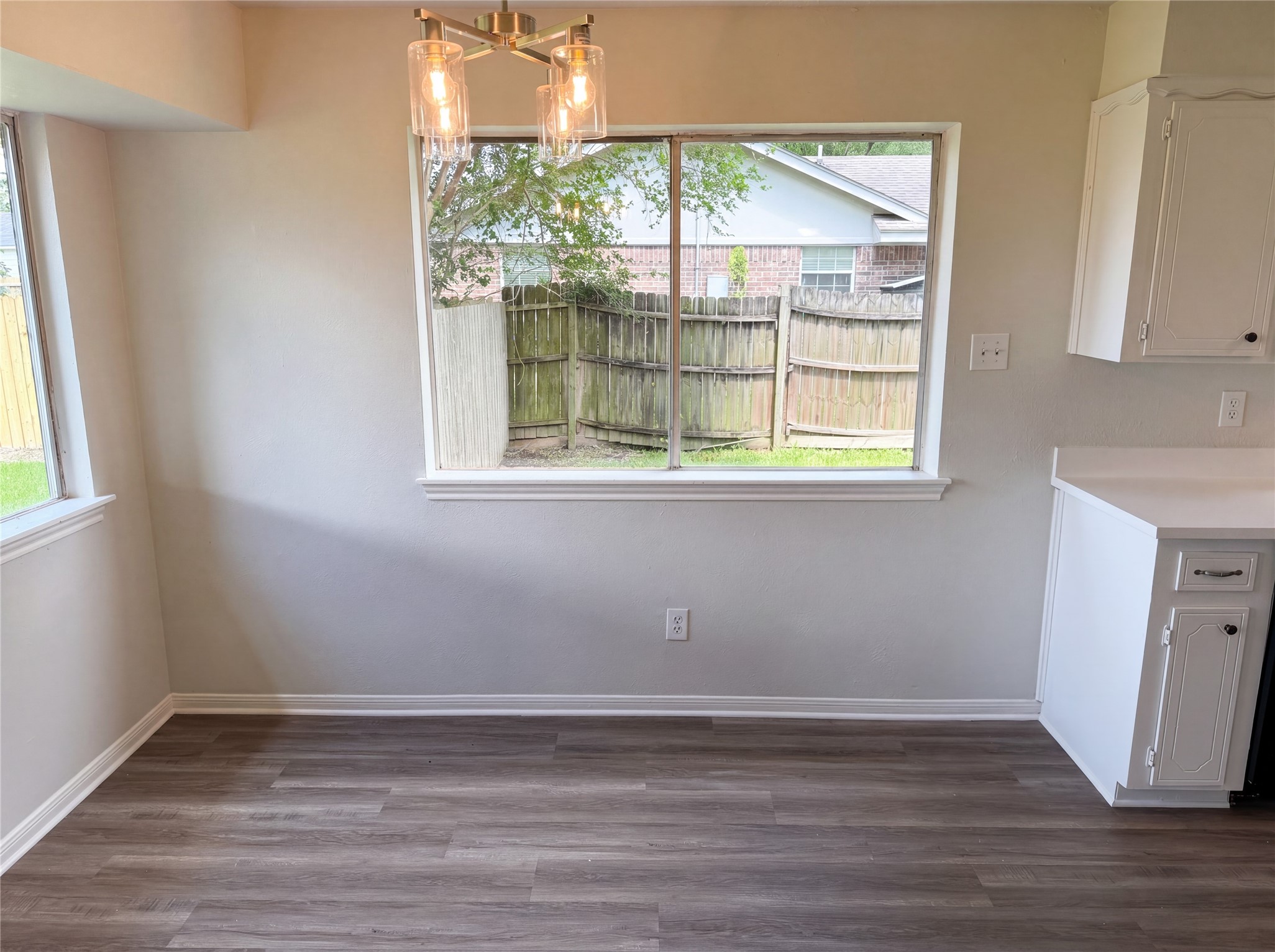 311 Fir Ridge Drive Houston, TX 77336 - Photo 6 of 21