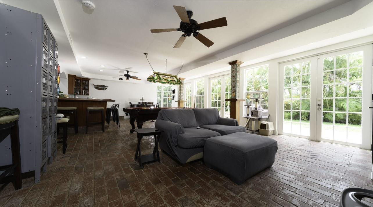 252 Southwest 63rd Terrace Plantation, FL 33317 - Photo 13 of 18 Photo 13