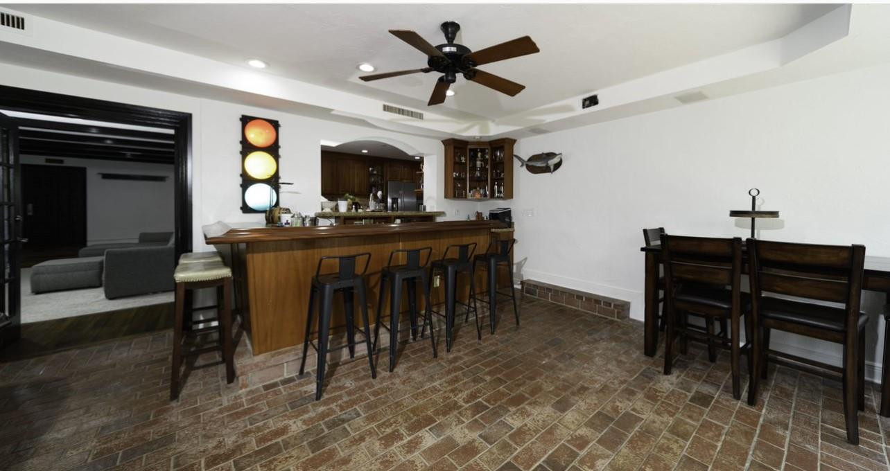 252 Southwest 63rd Terrace Plantation, FL 33317 - Photo 9 of 18 Photo 9