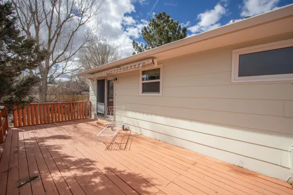 $320,000 | 2153 West 42nd Street, Casper, WY 82604