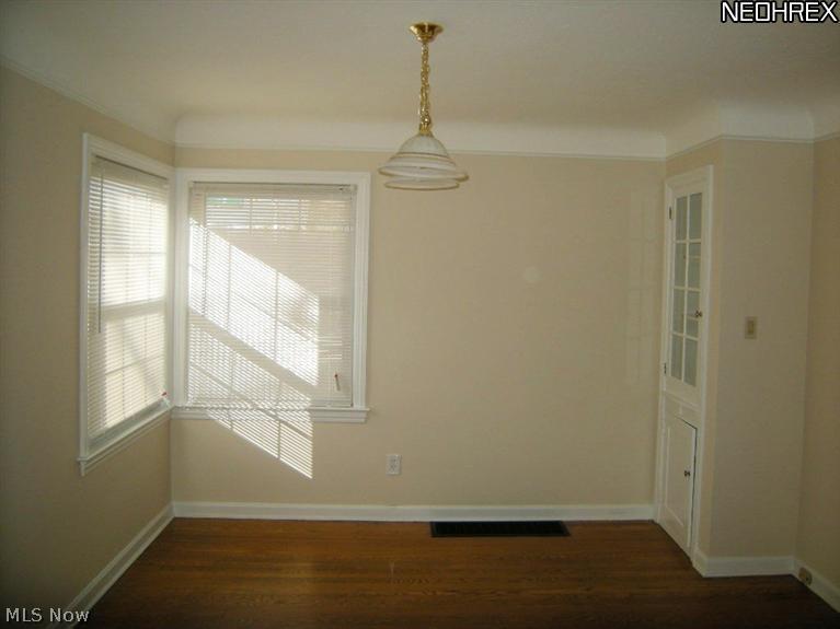 3073 Warren Road Cleveland, OH 44111 - Photo 5 of 18 Gallery Image 5