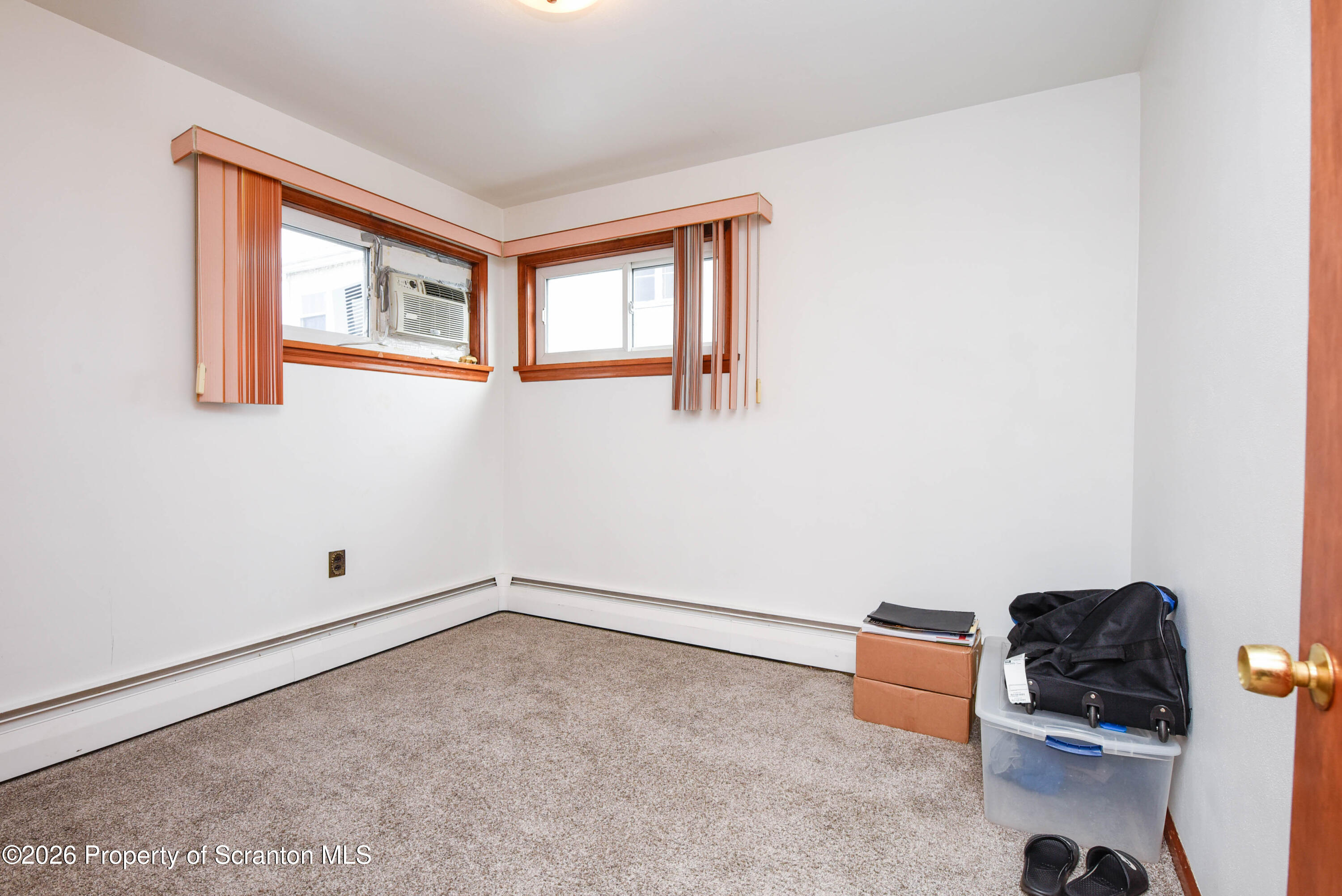 421 West Mary Street Old Forge, PA 18518 - Photo 18 of 26 _DSC6426