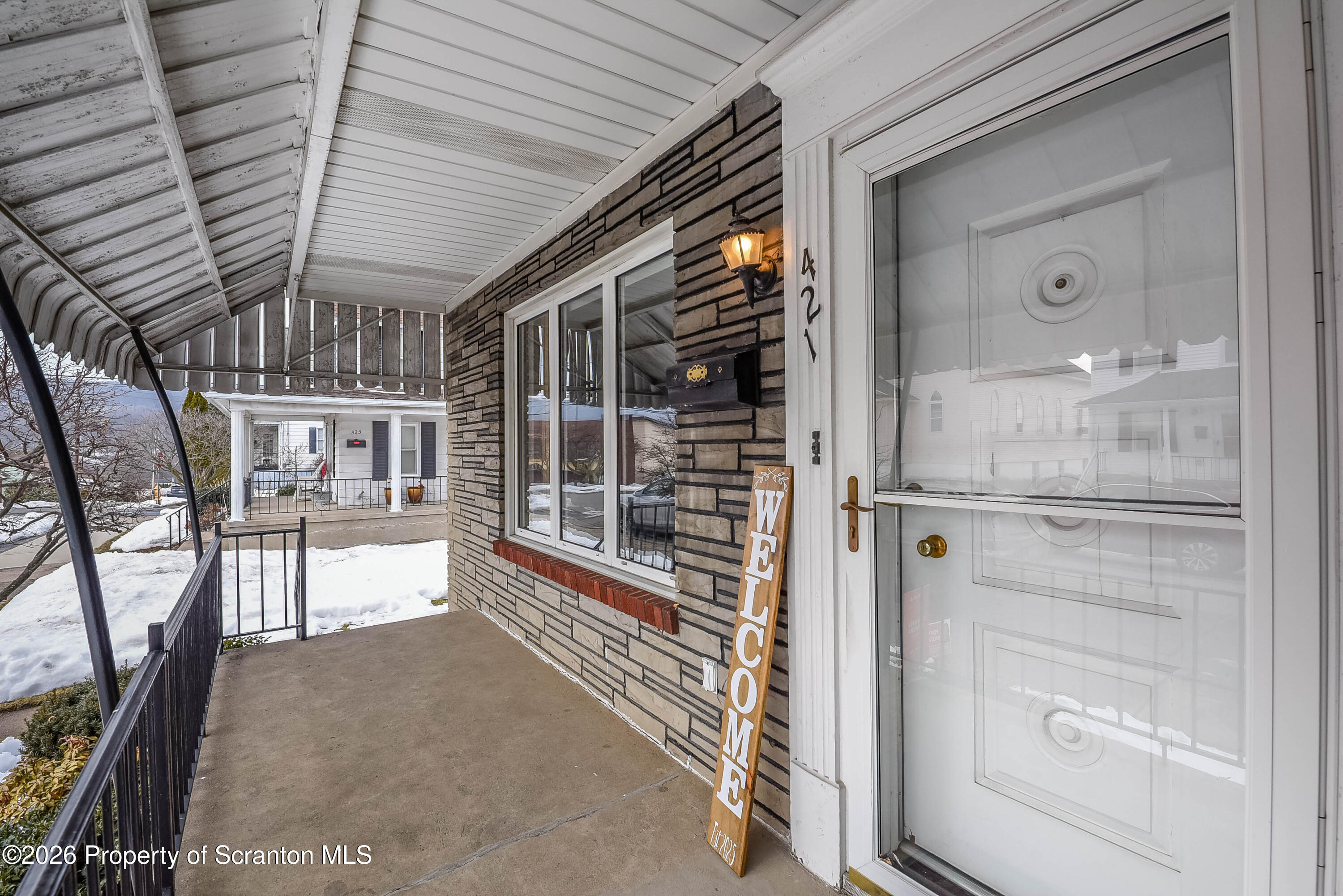 421 West Mary Street Old Forge, PA 18518 - Photo 3 of 26 front