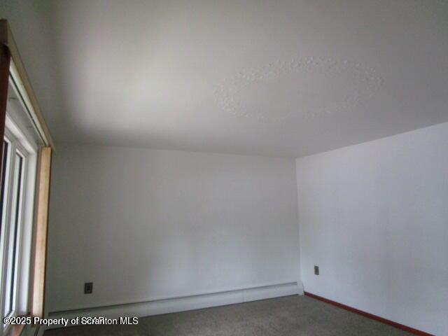 421 West Mary Street Old Forge, PA 18518 - Photo 6 of 15 a view of small space