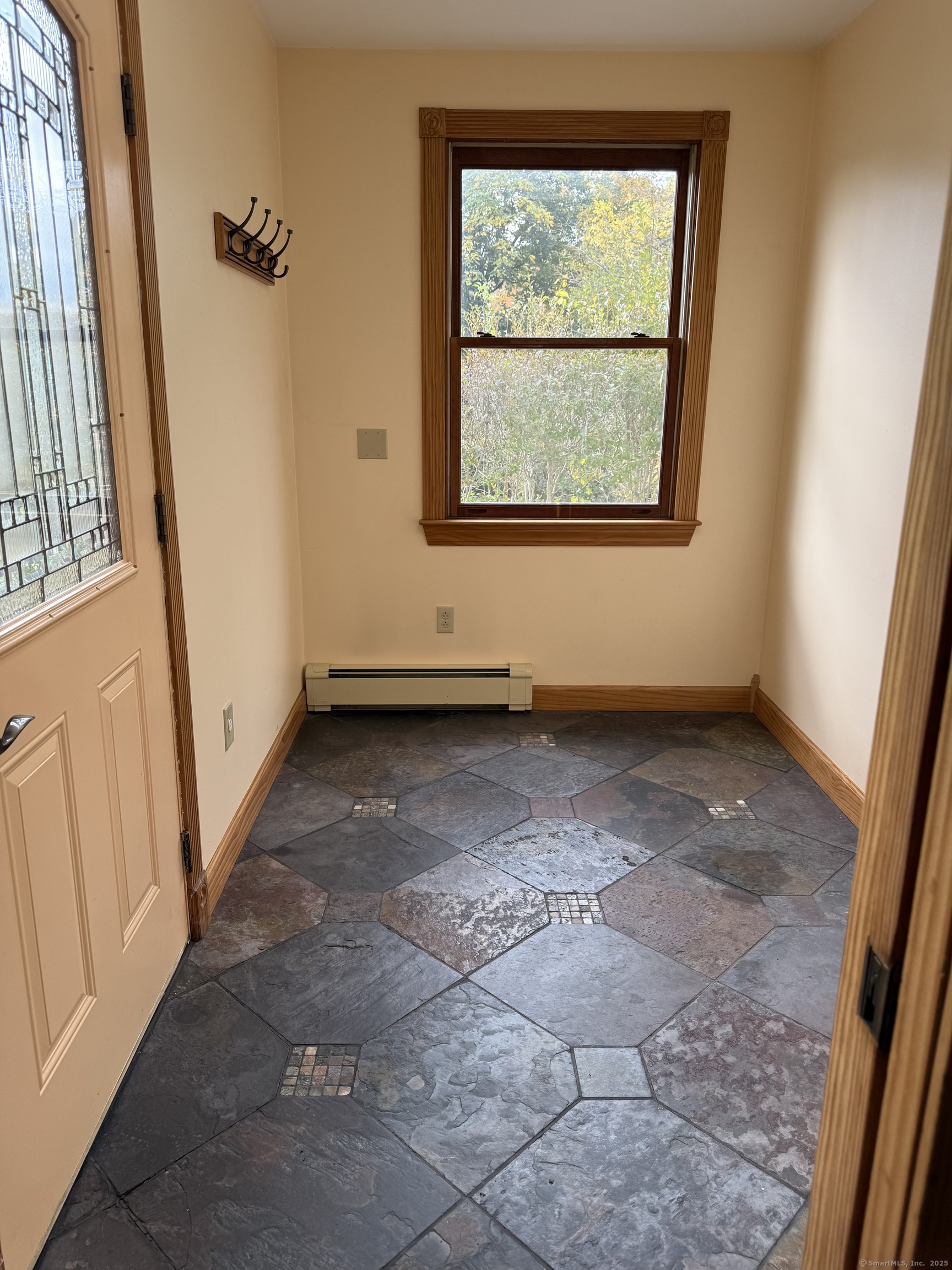 28 Galpin Street Naugatuck, CT 06770 - Photo 8 of 16