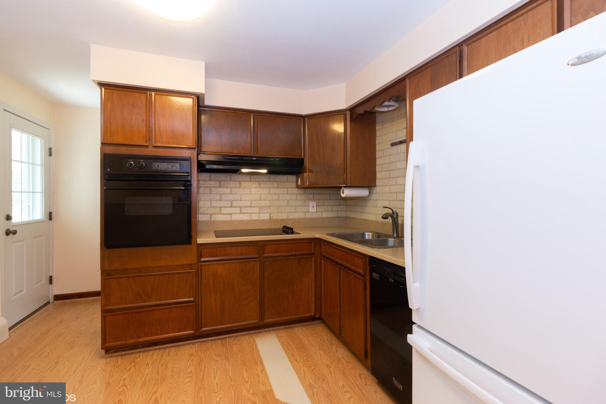 546 Kettle Run Road Marlton, NJ 08053 - Photo 8 of 26