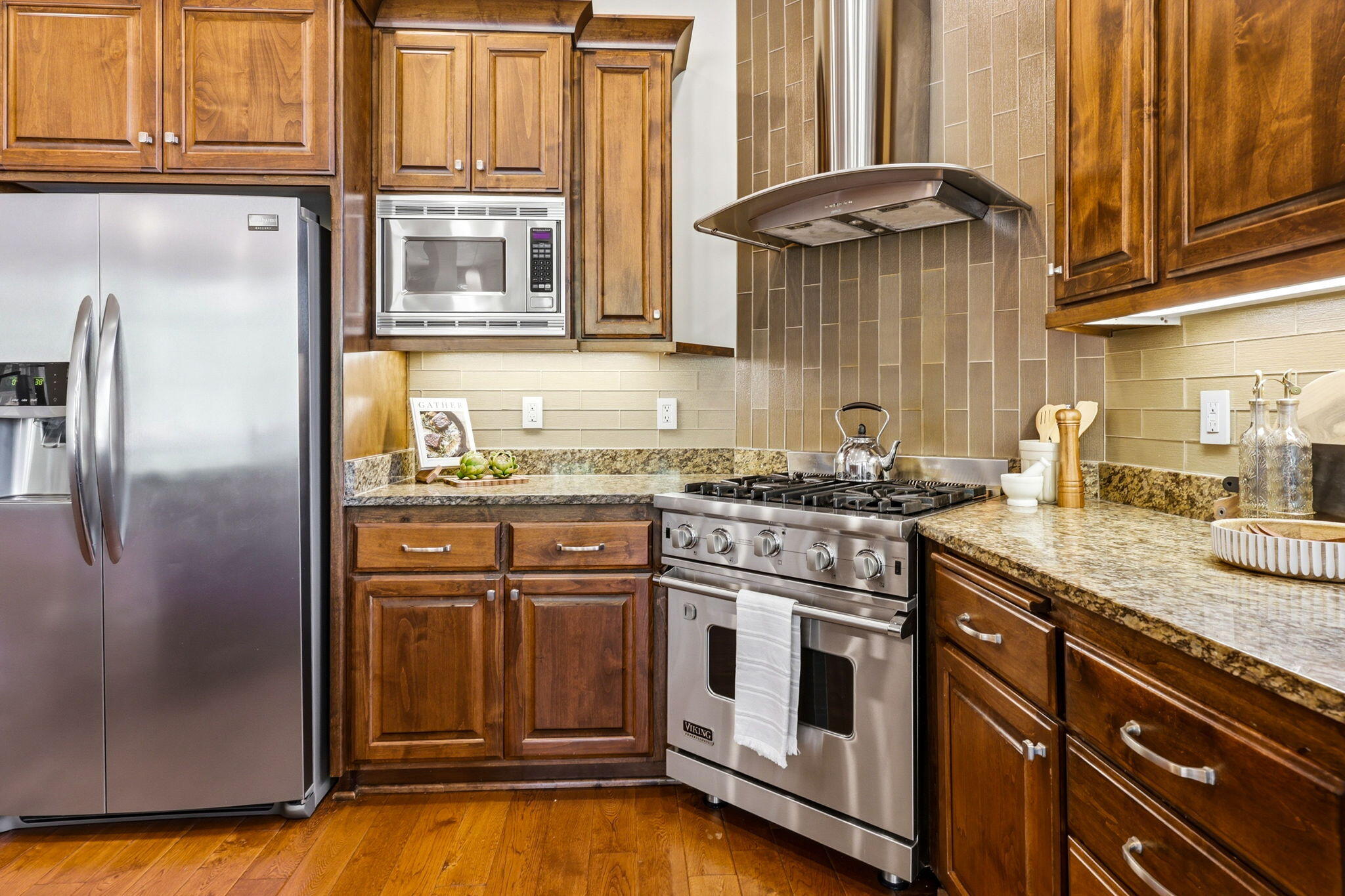 403 Briscoe Place Ashland, OR 97520 - Photo 16 of 64 ApxBP00039