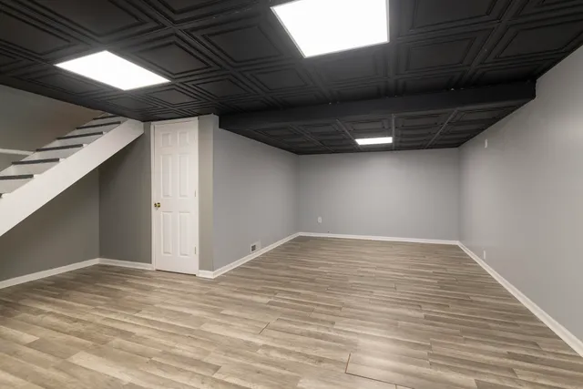 $249,900 | 2614 Heverly Drive East, Portage, MI 49024