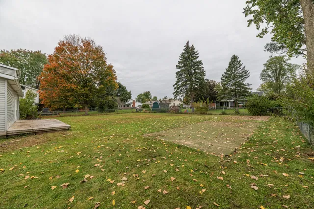 $249,900 | 2614 Heverly Drive East, Portage, MI 49024