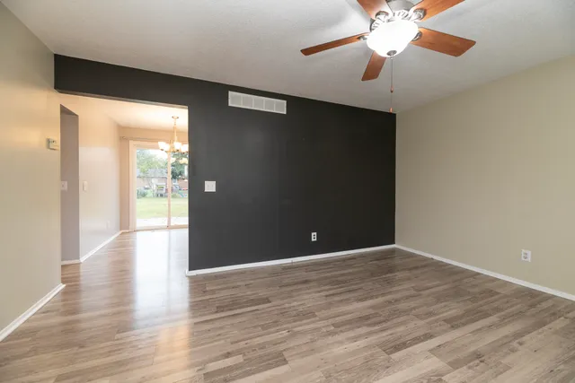 $249,900 | 2614 Heverly Drive East, Portage, MI 49024