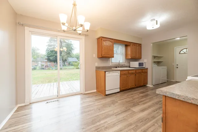 $249,900 | 2614 Heverly Drive East, Portage, MI 49024