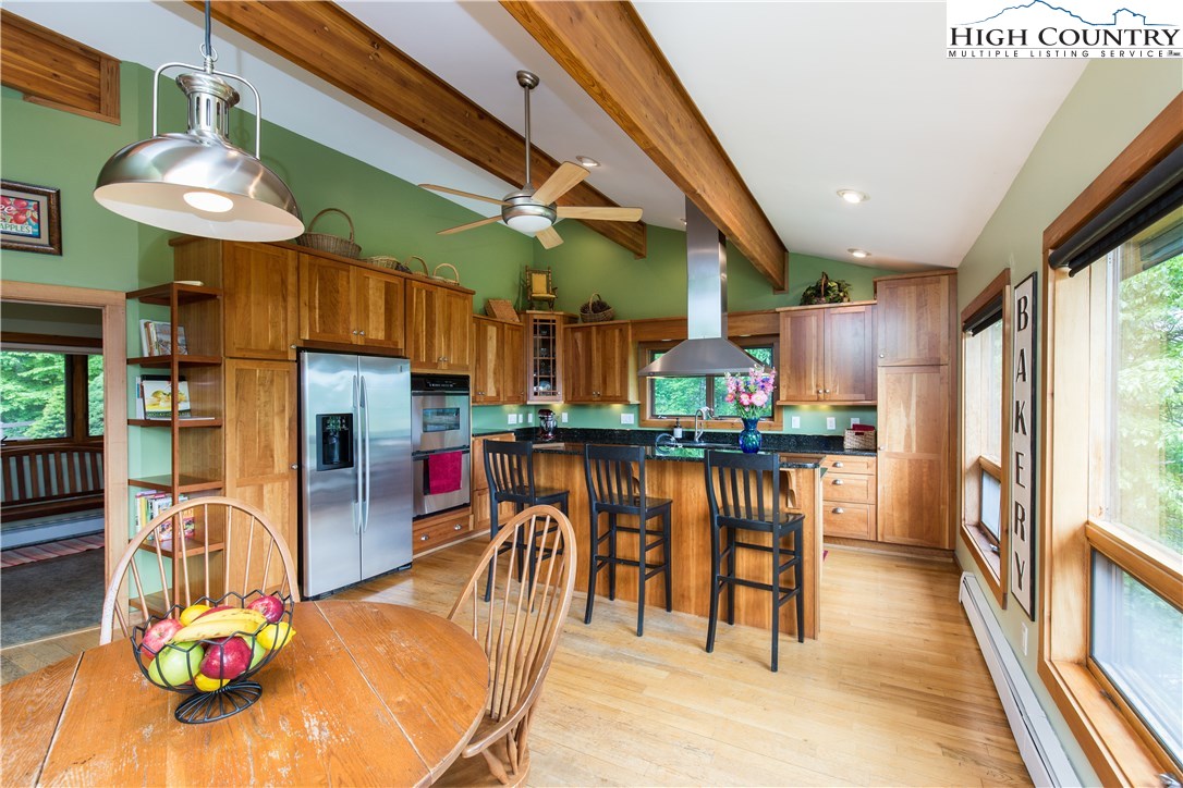 691 Critcher Road Boone, NC 28607 - Photo 4 of 27