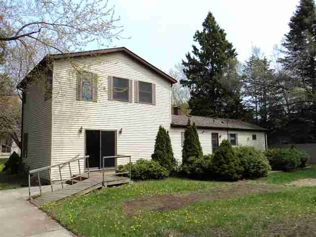 8213 Lakeshore Road Fort Gratiot, MI 48059 - Photo 3 of 11 31056293-2.JPG