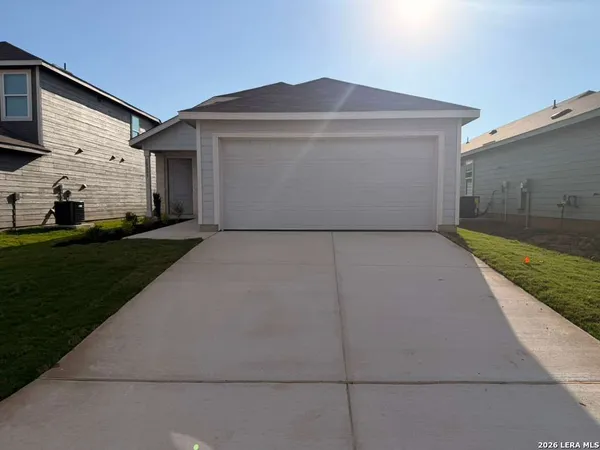 $1,700 | 10807 Bernal Cove, San Antonio, TX 78224