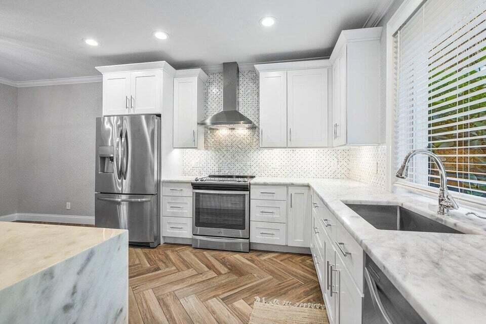 350 Southwest 8th Street, Unit 2 Boca Raton, FL 33486 - Photo 13 of 26 15