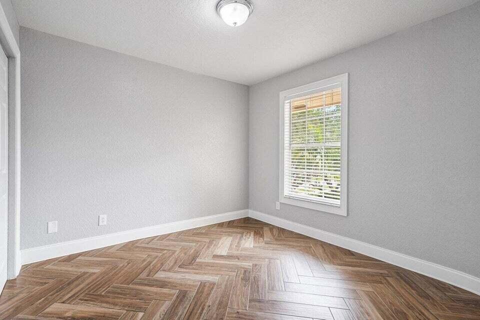 350 Southwest 8th Street, Unit 2 Boca Raton, FL 33486 - Photo 17 of 26 19