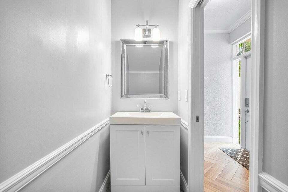 350 Southwest 8th Street, Unit 2 Boca Raton, FL 33486 - Photo 6 of 26 8