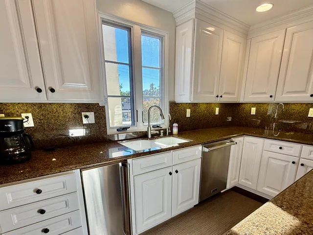 $8,000 | 212 Santa Barbara Street, Unit A, Santa Barbara, CA 93101