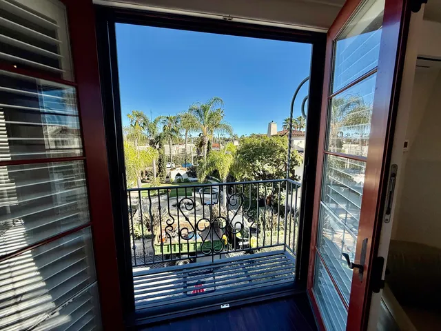 $8,000 | 212 Santa Barbara Street, Unit A, Santa Barbara, CA 93101