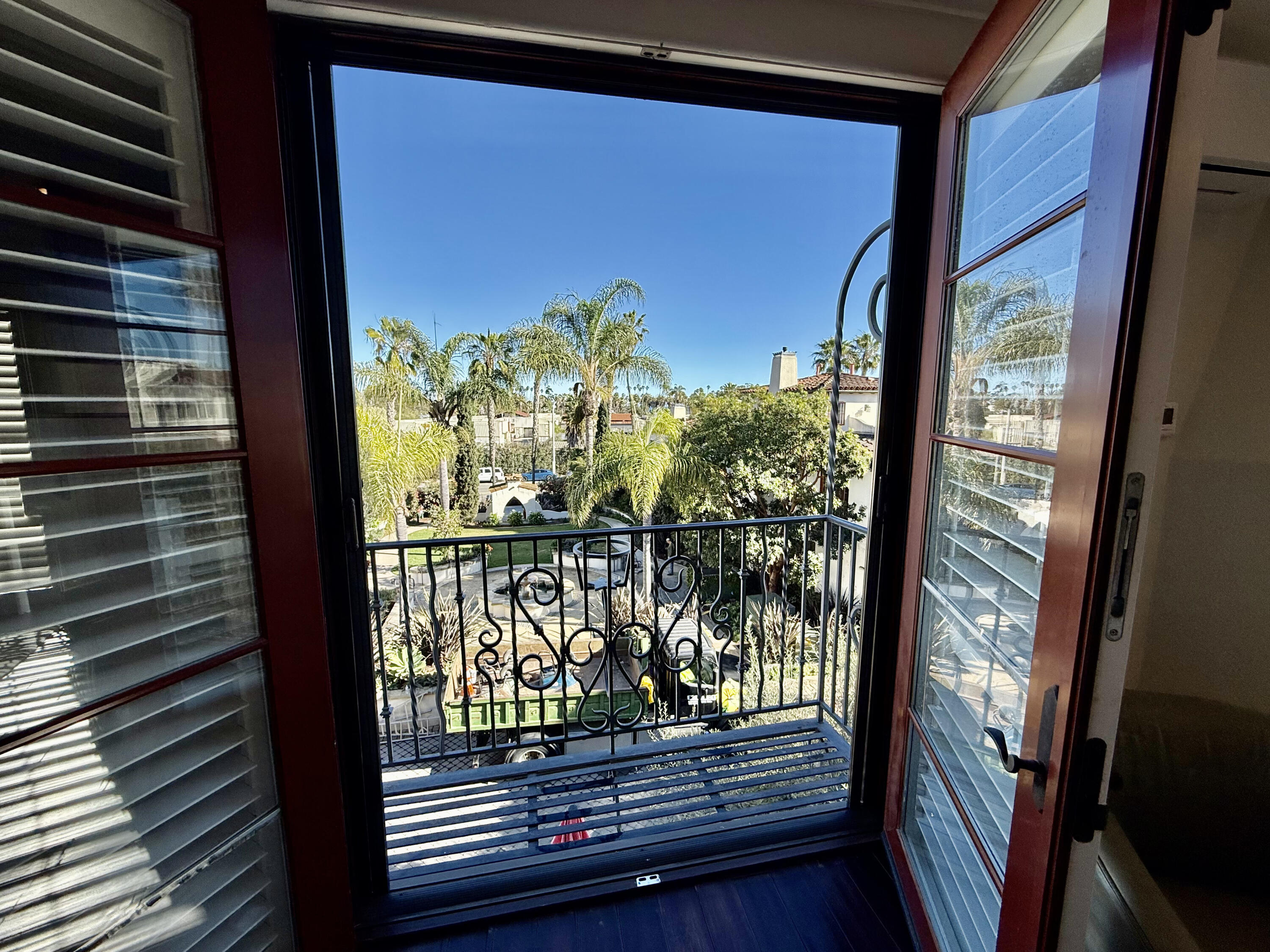 212 Santa Barbara Street, Unit A Santa Barbara, CA 93101 - Photo 20 of 29 IMG_2560